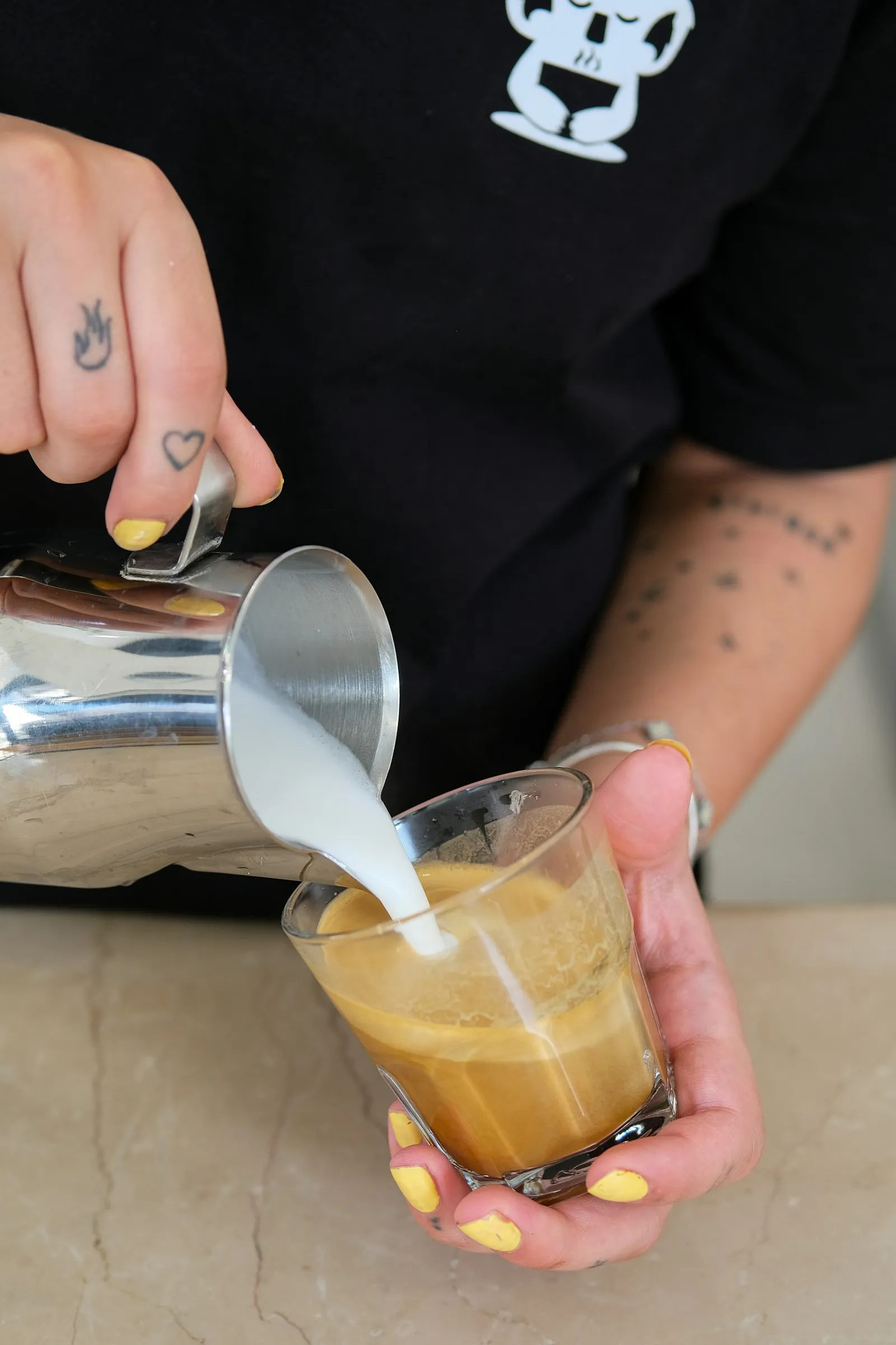 Cómo texturizar leche para latte art en casa (paso a paso)